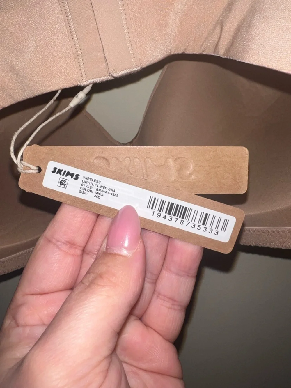 SKIMS Wireless Lightly Lined Bra 46D Sienna‎ Nude NWT - Picture 9 of 13